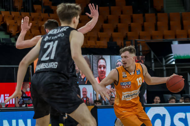 相较而言 相较而言