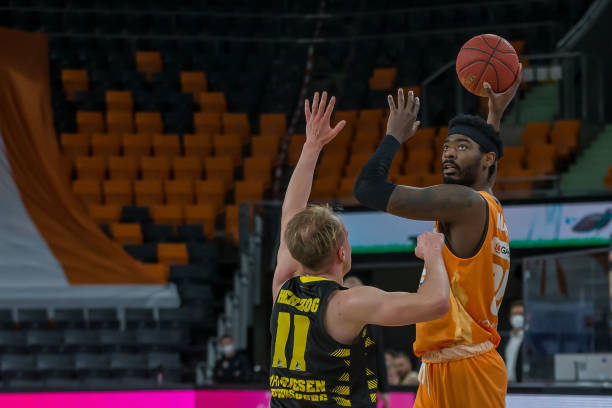 的双重满足 的双重满足