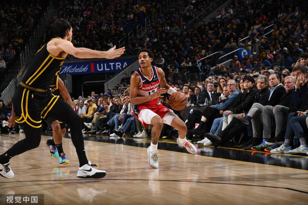 出了一个令 出了一个令